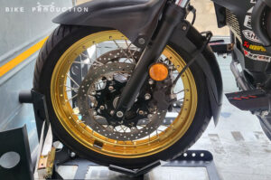스즈키 V-STROM_4