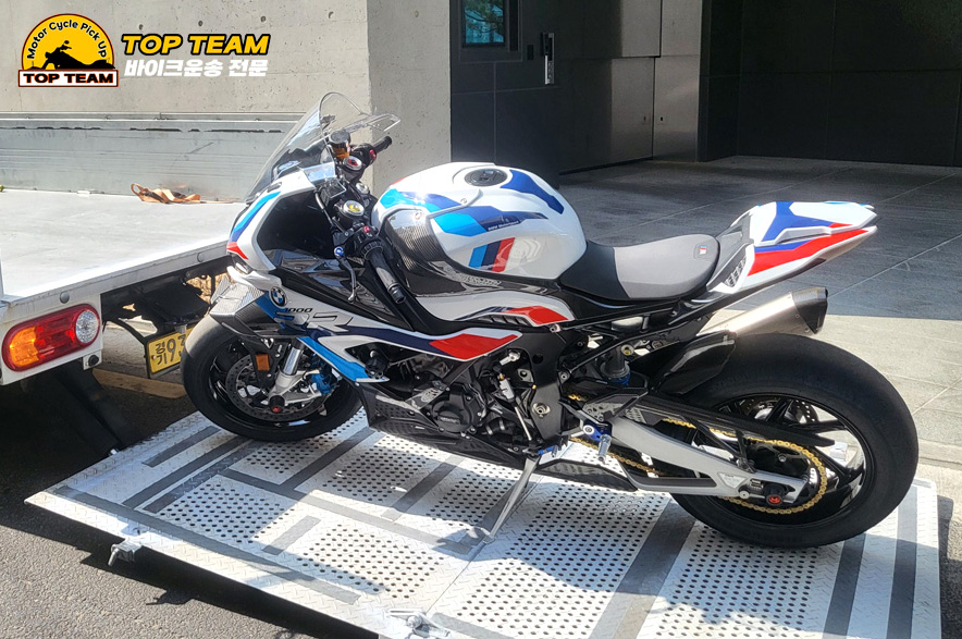 BMW M1000RR-2