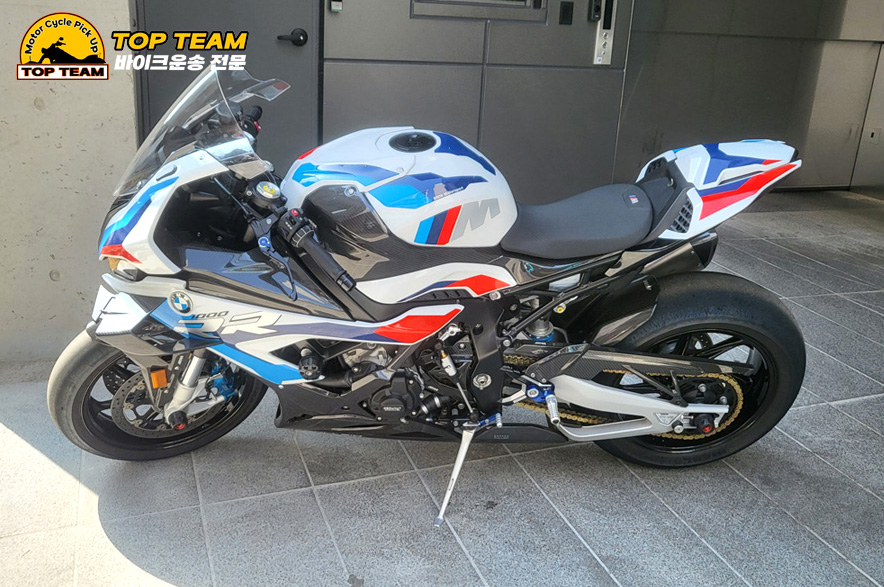 BMW 고성능 M1000RR 광고 촬영 오토바이 탁송 작업