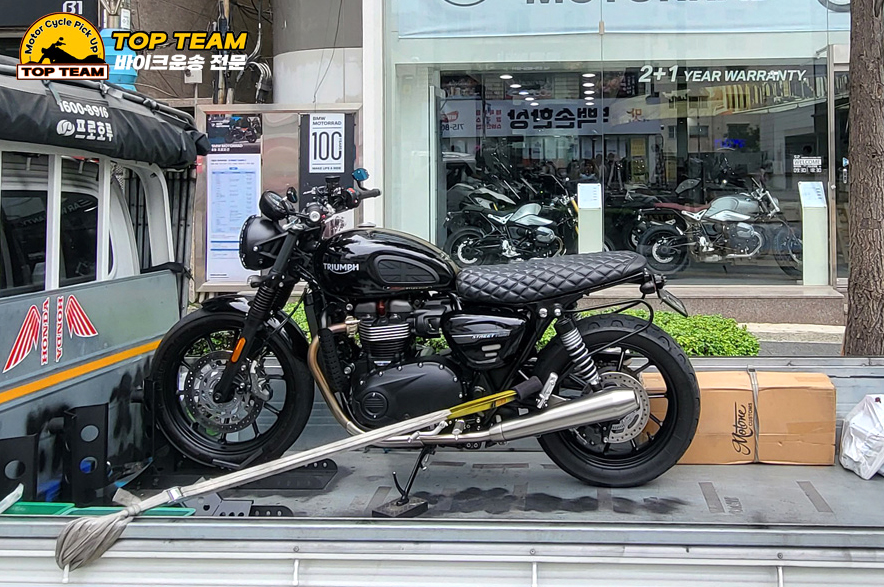 트라이엄프_07