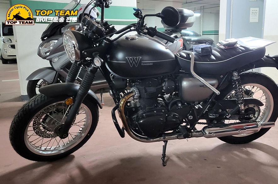 가와사키 W800 중고 탁송: 클래식 바이크 입문자를 위한 완벽한 배송 가이드